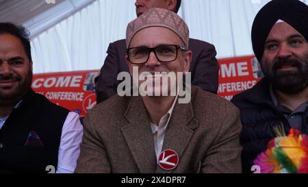 Srinagar, Jammu Und Kaschmir, Indien. Mai 2024. Ehemaliger Chefminister und Präsident der Jammu und der Kashmir National Conference (JKNC) Omar Abdullah Smile während einer Wahlkundgebung vor der dritten Phase der Wahl der indischen Parlamentswahlen im Bezirk Baramulla in Kaschmir (Credit Image: © Sajad Hameed/ZUMA Press Wire) NUR REDAKTIONELLE VERWENDUNG! Nicht für kommerzielle ZWECKE! Stockfoto