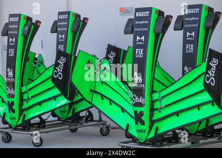 Miami Gardens, FL, USA. Mai 2023. Tag Vor Der Konferenz. Stake F1 Team tritt sauber beim F1 Grand Prix von Miami im Miami International Autodrome in Miami Gardens, Florida, USA. Quelle: Yaroslav Sabitov/YES Market Media/Alamy Live News. Stockfoto