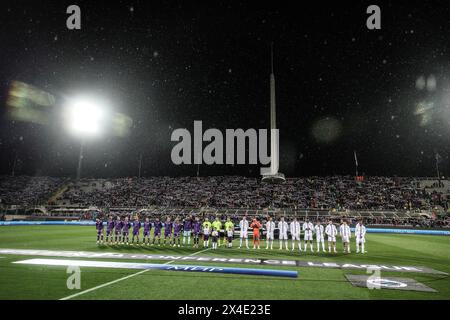 Firenze, Italien. Mai 2024. Die Spieler des Clubs wurden am Donnerstag, den 2. Mai 2024, in Firenze, Italien, zu Beginn eines Spiels zwischen dem italienischen Verein AF Fiorentina und dem belgischen Fußballverein Club Brugge KV, dargestellt. BELGA FOTO BRUNO FAHY Credit: Belga News Agency/Alamy Live News Stockfoto