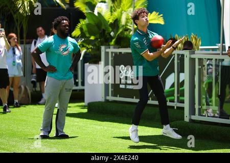 Miami, Etats Unis. Mai 2024. CRAWFORD Jak (usa), Entwicklungsprogramm für junge Fahrer des Aston Martin F1-Teams, Porträt während des Formel 1 Crypto.com Miami Grand Prix 2024, 6. Runde der Formel 1-Weltmeisterschaft 2024 vom 3. Bis 5. Mai 2024 auf dem Miami International Autodrome in Miami, Vereinigte Staaten von Amerika - Foto Eric Alonso/DPPI Credit: DPPI Media/Alamy Live News Stockfoto