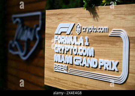 Miami, USA. Mai 2024. Fahrerlager-Atmosphäre. 02.05.2024. Formel-1-Weltmeisterschaft, Rd 6, Miami Grand Prix, Miami, Florida, USA, Vorbereitungstag. Das Foto sollte lauten: XPB/Alamy Live News. Stockfoto