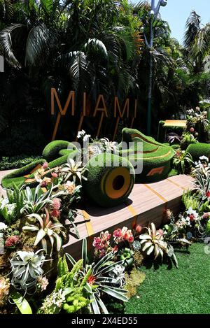 Miami, USA. Mai 2024. Paddock Club-Atmosphäre. Formel-1-Weltmeisterschaft, Rd 6, Miami Grand Prix, Donnerstag, 2. Mai 2024. Miami International Autodrome, Miami, Florida, USA. Quelle: James Moy/Alamy Live News Stockfoto