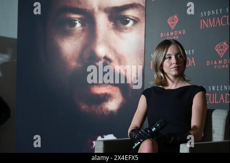 Mexiko-Stadt, Mexiko. Mai 2024. Schauspielerin Sydney Sweeney nimmt am 2. Mai 2024 an der „Immaculate“-Pressekonferenz im Four Seasons Hotel in Mexico City, Mexiko, Teil. (Foto: Carlos Tischler/Eyepix Group) Credit: NurPhoto SRL/Alamy Live News Stockfoto