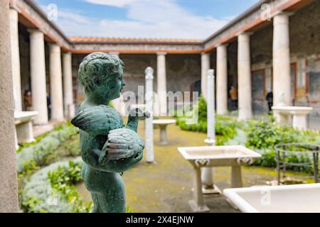 Pompeji-Garten; ein römischer Garten, der in der Casa Vettii (Haus der Vettii) erhalten ist; nach dem Vulkanausbruch; 1. Jahrhundert n. Chr., Pompeji Italien Stockfoto