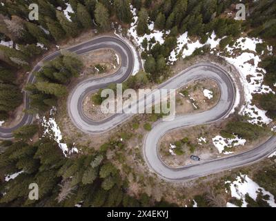 Schlangenstraße im Passo Giau in den italienischen Dolomiten Stockfoto