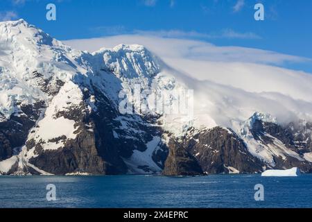 Kap Valentine, Elefanteninsel, Südshetlandinseln, Antarktische Halbinsel, Antarktis Stockfoto