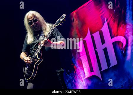 LONDON, ENGLAND: Uriah Heep und Saxon unterstützen Judas Priest in der Wembley Arena. Mit: Mick Box Wo: London, Großbritannien Wann: 21 Mär 2024 Credit: Neil Lupin/WENN Stockfoto