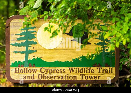 USA, Louisiana, Tensas National Wildlife Refuge. Wegschild. Stockfoto