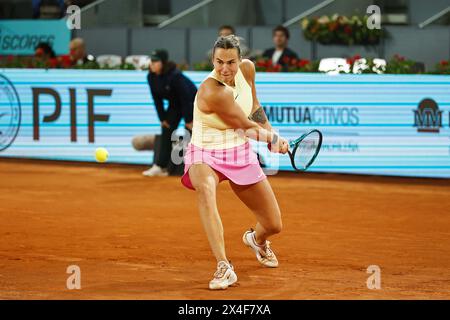 Madrid, Spanien. Mai 2024. Aryna Sabalenka (BLR) Tennis : Aryna Sabalenka während des Einzel-Halbfinalspiels gegen Elena Rybakina beim WTA-Turnier 1000 Mutua Madrid Open Tennis-Turnier im Caja Magica in Madrid, Spanien . Quelle: Mutsu Kawamori/AFLO/Alamy Live News Stockfoto