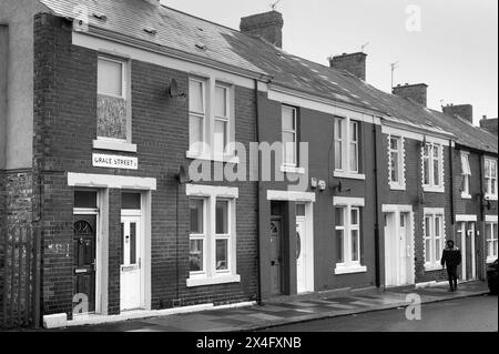 Reihenhäuser in Grace Street, Walker, Tyne und Wear Stockfoto