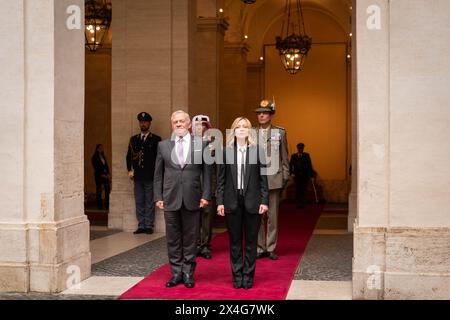 Rom, Italien. Mai 2024. König Abdullah II. Von Jordanien trifft sich am 2. Mai 2024 in Rom mit der italienischen Premierministerin Giorgia Meloni. Foto: Balkis Press/ABACAPRESS. COM Credit: Abaca Press/Alamy Live News Stockfoto