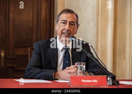 Mailand, Italien. Mai 2024. Nella Foto Beppe Sala Sindaco di MilanoMilano, Italia - Cronaca Venerd&#xec;, 03 Maggio, 2024. (Foto di Marco Ottico/Lapresse) Pressekonferenz der Mailänder Arch Week Mailand, Italien - News Freitag, 03. Mai 2024. (Foto: Marco Ottico/Lapresse) Credit: LaPresse/Alamy Live News Stockfoto