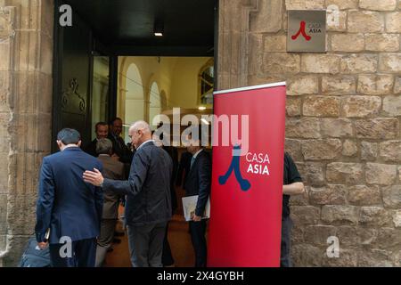 Das spanische Außenministerium versammelt die Botschafter der asiatischen Länder in Spanien im Gebäude „Casa Asia“ in Barcelona, um die Beziehungen zu den asiatischen Ländern zu stärken und die Bedeutung von Handel und Industrie zu betonen. El ministerio de exteriores espa-ol reœne a los embajadores de PA'ses asi‡ticos en Espa-a en el edificio de 'Casa Asia' en Barcelona con el fin de reforzar lazos con los PA'ses asi‡ticos, destacando la importancia del comercio y la industria. Auf dem Bild: jose manuel albares News Politics -Barcelona, Spanien Freitag, 3. Mai 2024 (Foto: Eric Renom/LaPresse) Stockfoto