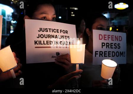 Am 3. Mai 2024, dem World Press Freedom Day, versammeln sich Mediengruppen und Organisationen im Boy Scout Circle in Quezon City, Philippinen, um das Klima der Straflosigkeit und die unerbittlichen Angriffe auf Presse und Redefreiheit anzuprangern. Ein Bericht, der dieses Jahr von Reporters Without Borders RSF World Press Freedom Index veröffentlicht wurde, belegte die Philippinen auf Platz 134 von 180 Ländern. Copyright: XDeoxMontesclarosx Stockfoto