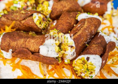 Sizilianische Cannoli, typisch sizilianisches Dessert, Italien Stockfoto