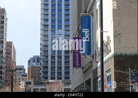 Toronto, ON, Kanada – 30. April 2024: Das Studio Bell Media steht auf dem Gebäude in Downtown Toronto, einem Fernseh- und Radiosender-Hub Stockfoto