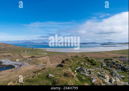 Blick von Norden nach South Uist von Dun Scurrival auf der Isle of barra, Schottland. Stockfoto