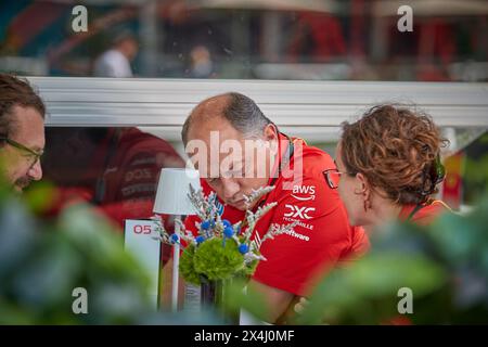 Miami Gardens, FL, USA. Mai 2023. Frederic Vasseur Scuderia Ferrari, F1 Grand Prix von Miami im Miami Autodrome in Miami Gardens, Florida, USA. Quelle: Yaroslav Sabitov/YES Market Media/Alamy Live News. Stockfoto