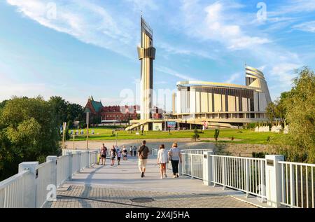 Das Heiligtum der Göttlichen Barmherzigkeit, römisch-katholische Basilika während des Weltjugendtages, einer internationalen katholischen Veranstaltung, die sich auf Glauben und Jugend in Krakau, Pola, konzentriert Stockfoto