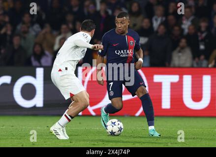 Kyllian Mbappe von Paris Saint-Germain im Spiel der UEFA Champions League zwischen Paris Saint-Germain und AC Milan im Parc des Princes. Stockfoto