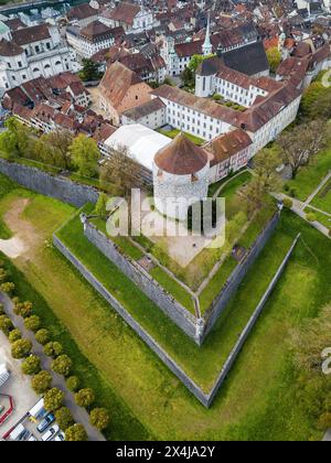 Luftbild des historischen Bastionsgeländes Riedholz in der Altstadt von Solothurn, Schweiz Stockfoto