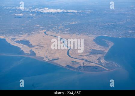 Luftaufnahme des Ebro-Deltas aus einem Flugzeug während eines Fluges zwischen Valencia und Mailand (Tarragona Catalonia Spanien) ESP: Vista aérea Delta del Ebro Stockfoto