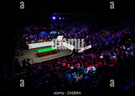 Eine allgemeine Ansicht des Crucible Theatre, während der Cazoo World Championships 2024 im Crucible Theatre, Sheffield, Großbritannien, 3. Mai 2024 (Foto: Cody Froggatt/News Images) Stockfoto