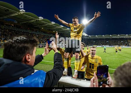 KERKRADE - Vaclav Sejk von Roda JC feiert das 2-0 während des KKD-Spiels zwischen Roda JC und SC Cambuur im Stadion Parkstad Limburg am 3. Mai 2024 in Kerkrade, Niederlande. ANP MARCEL VAN HOORN Stockfoto