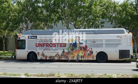 Los Angeles, Kalifornien, USA 20. April 2024 Unfrosted Bus am 20. April 2024 in Los Angeles, Kalifornien, USA. Foto: Barry King/Alamy Stock Photo Stockfoto