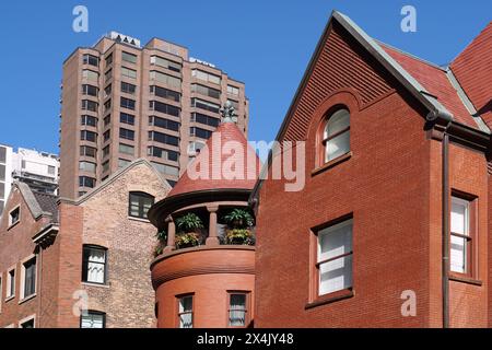 Mischung aus moderner und traditioneller Architektur in Wohngebäuden, Gold Coast Viertel von Chicago Stockfoto