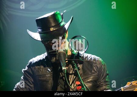 Dusk Brothers trat am 3. Mai 2024 in Saint Lukes in Glasgow auf Credit: James Edmond/ Alamy Live News Stockfoto