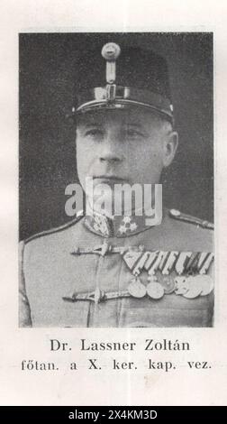 Borbély Zoltán/ Dr. Kapy Rezső.: A 60 éves magyar rendőrség 1881-1941. / Die 60-jährige ungarische Polizei 1881-1941 . Ungarisches Polizeijubiläum almanach. Ungarisches Polizeifotoarchiv / Dr. Lassner Zoltán főtanácsnok, A X. kerületi kapitányság vezetője /Dr. Zoltán Lassner Senior Adviser, Leiter der Polizeistation des Bezirks X Stockfoto