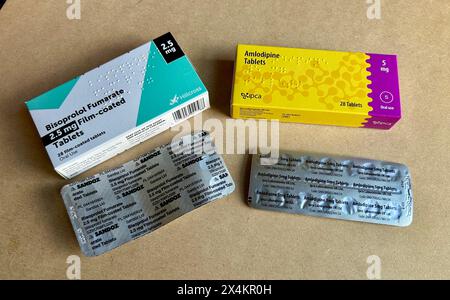 Bisoprololfumarat und Amlodipin Tabletten zur Behandlung von Hypertonie (Bluthochdruck) Stockfoto