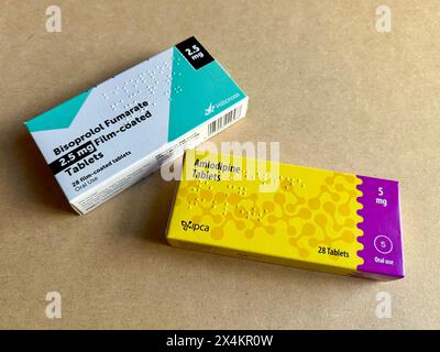 Bisoprololfumarat und Amlodipin Tabletten zur Behandlung von Hypertonie (Bluthochdruck) Stockfoto