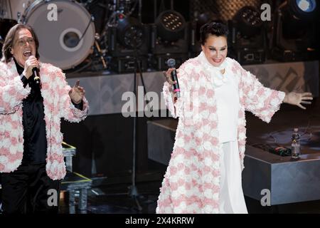 Angela Brambati und Angelo Sotgiu von Ricchi e Poveri Stockfoto
