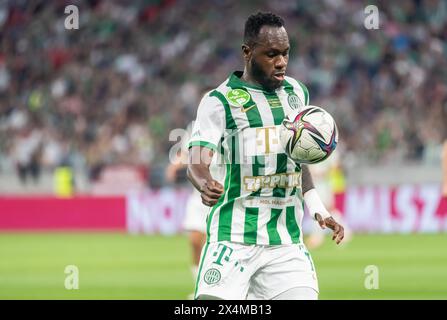 Budapest, Ungarn – 11. Mai 2022. Ferencvaros-Stürmer Franck Boli im Finale des ungarischen Pokals 2021/22 Ferencvaros gegen Paks (3:0). Stockfoto