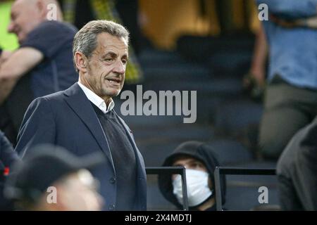 DORTMUND - der ehemalige französische Präsident Nicolas Sarkozy in der Tribüne beim Halbfinalspiel der UEFA Champions League zwischen Borussia Dortmund und Paris Saint Germain im Signal Iduna Park am 1. Mai 2024 in Dortmund. ANP / Hollandse Hoogte / BART STOUTJESDIJK Stockfoto