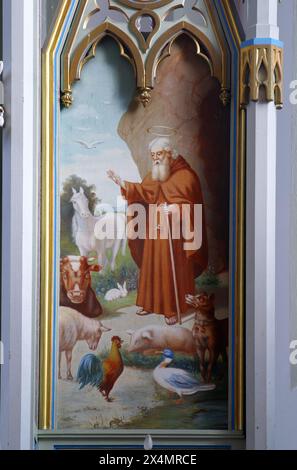 St. Antonius der große, Hauptaltar in der Pfarrkirche St. Antonius von Padua in Voloder, Kroatien Stockfoto