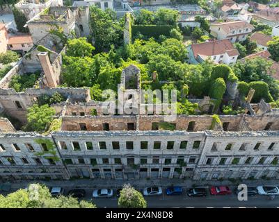 Mostar, Bosnien-Herzegowina - 23. Juli 2023: Die Bombe aus Stein wurde in Mostar, Bosnien-Herzegowina, zerstört Stockfoto