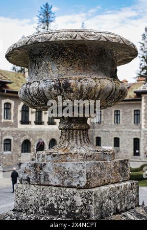 Außendekoration des Cantacuzino Busteni Castle, Rumänien, Dekor Inspirationen Stockfoto