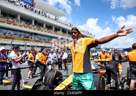 Miami, USA. Mai 2024. McLaren Gast am Startplatz. 04.05.2024. Formel-1-Weltmeisterschaft, Rd 6, Miami Grand Prix, Miami, Florida, USA, Sprint und Qualifikationstag. Das Foto sollte lauten: XPB/Alamy Live News. Stockfoto