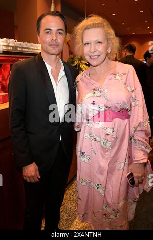 Nikolai Kinski und Sunnyi Melles bei der 74. Verleihung des Deutschen Filmpreises 2024 im Theater am Potsdamer Platz. Berlin, 03.05.2024 Stockfoto