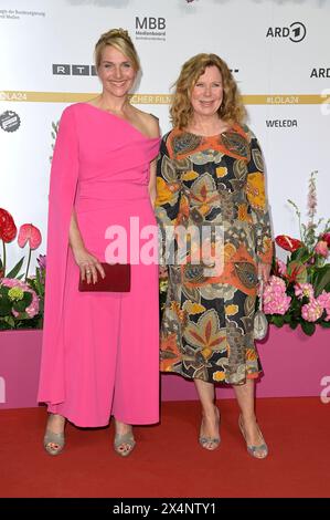 Tanja Wedhorn und Marion Kracht bei der 74. Verleihung des Deutschen Filmpreises 2024 im Theater am Potsdamer Platz. Berlin, 03.05.2024 Stockfoto