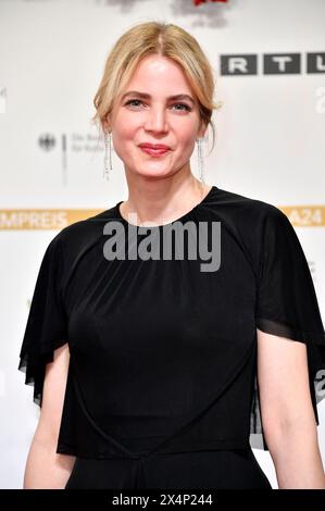 Rike Schmid bei der 74. Verleihung des Deutschen Filmpreises 2024 im Theater am Potsdamer Platz. Berlin, 03.05.2024 Stockfoto