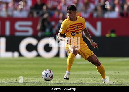 Girona, Spanien. Mai 2024. GIRONA, SPANIEN - 4. MAI: Joao Cancelo vom FC Barcelona während des Liga EA Sports Spiels zwischen Girona FC und FC Barcelona beim Estadi Montilivi am 4. Mai 2024 in Girona, Spanien Credit: DAX Images/Alamy Live News Stockfoto