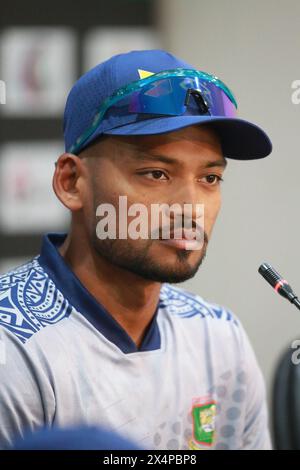 Najmul Hasan Shanto nimmt am 2. Mai an einer Pressekonferenz im Zahur Ahmed Chowdhury Stadium, Chattogram, Bangladesch Teil Stockfoto