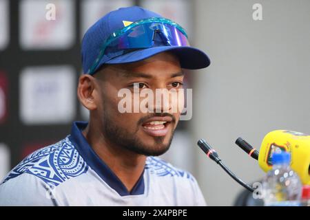 Najmul Hasan Shanto nimmt am 2. Mai an einer Pressekonferenz im Zahur Ahmed Chowdhury Stadium, Chattogram, Bangladesch Teil Stockfoto