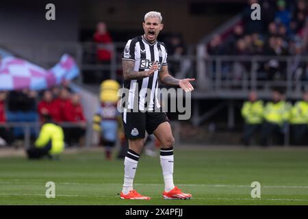 Burnley, Großbritannien. Mai 2024. Burnley, England, 4. Mai 2024: Newcastle Huddle vor dem Premier League-Fußballspiel Burnley gegen Newcastle United im Turf Moor in Burnley, England (Richard Callis/SPP) Credit: SPP Sport Press Photo. /Alamy Live News Stockfoto