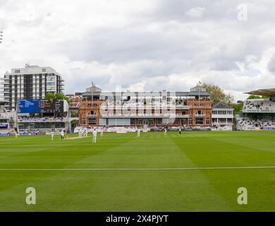 London. Mai 2024. Allgemeine Ansicht des Mitgliederpavillons während des zweiten Tages des Spiels zwischen Middlesex und Leicestershire auf dem Lord’s Cricket Ground. Quelle: Matthew Starling / Alamy Live News Stockfoto