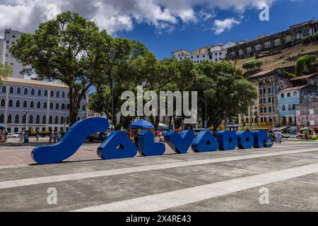 Salvador Willkommensschild am Praca Cairu in der Nähe des Platzes Praca do Mercado im Viertel Pelourinho, Salvador, Bahia, Brasilien Stockfoto